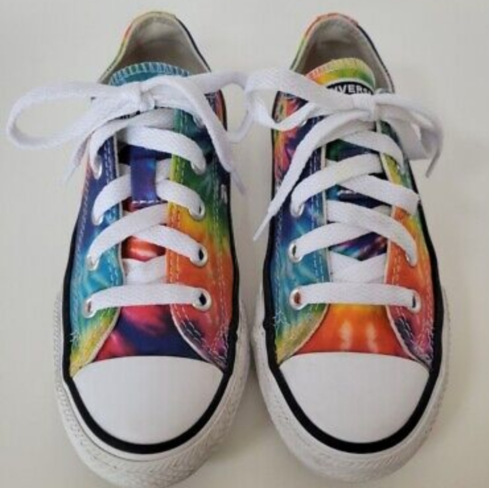 CONVERSE ALL STAR VGUC Multicolor Tie-Dye Sneakers Size 1 Kids Youth